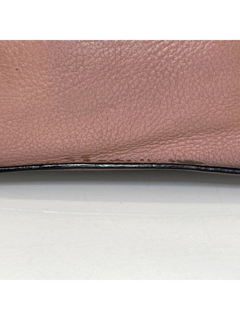 GUCCI Jackie Soft Grained Calfskin Bucket Bag Camelia - Picture 12 of 16
